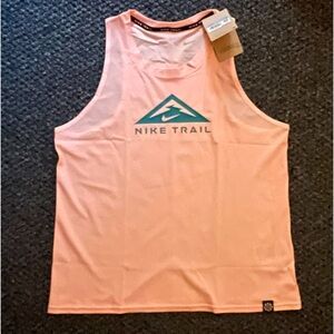 New still in package Nike Trail Women’s Dri-fit Tank Top Move to Zero